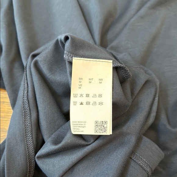 Boss Blue and Pink Polo Shirt Classic Design - Picture 6 of 6